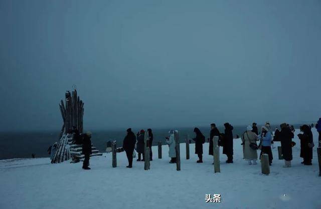 在世界尽头排长队坐最孤独秋千爱游戏平台中国人北极圈春运(图16)