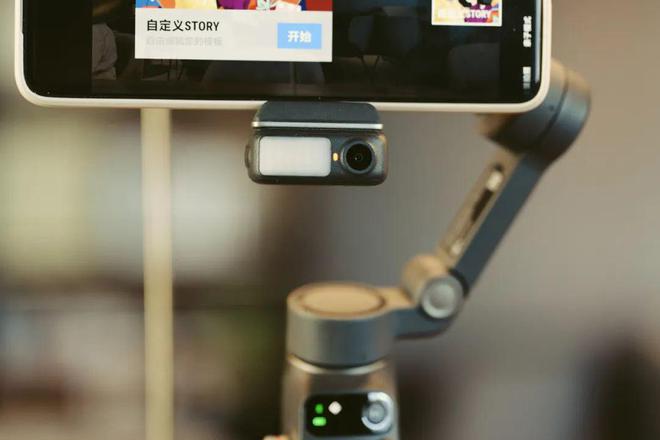 Moblie 7 Pro稳定器首发初体验！AYX爱游戏APP549元！大疆OSMO(图10)